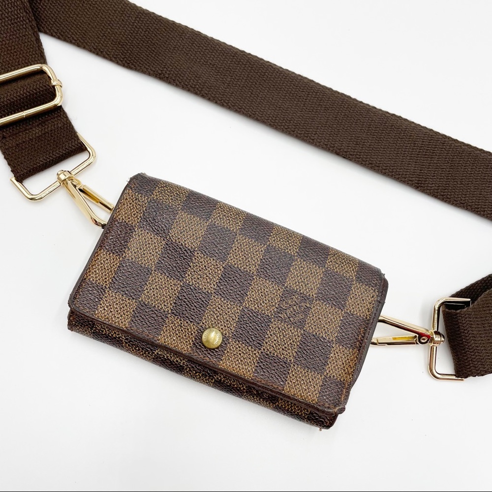 Louis Vuitton Tresor 90s Daimier Ebene Belt Bag